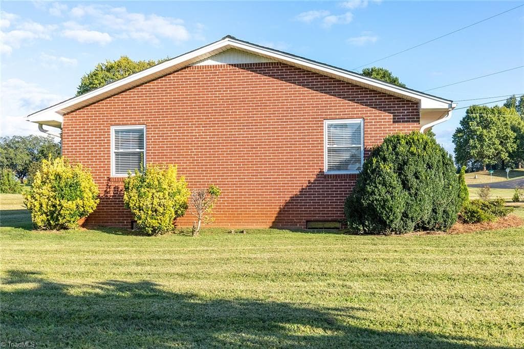 Stick/Site Built at 2043 Snow Hill Church Road, Danbury NC 27016, photo 46 of 50