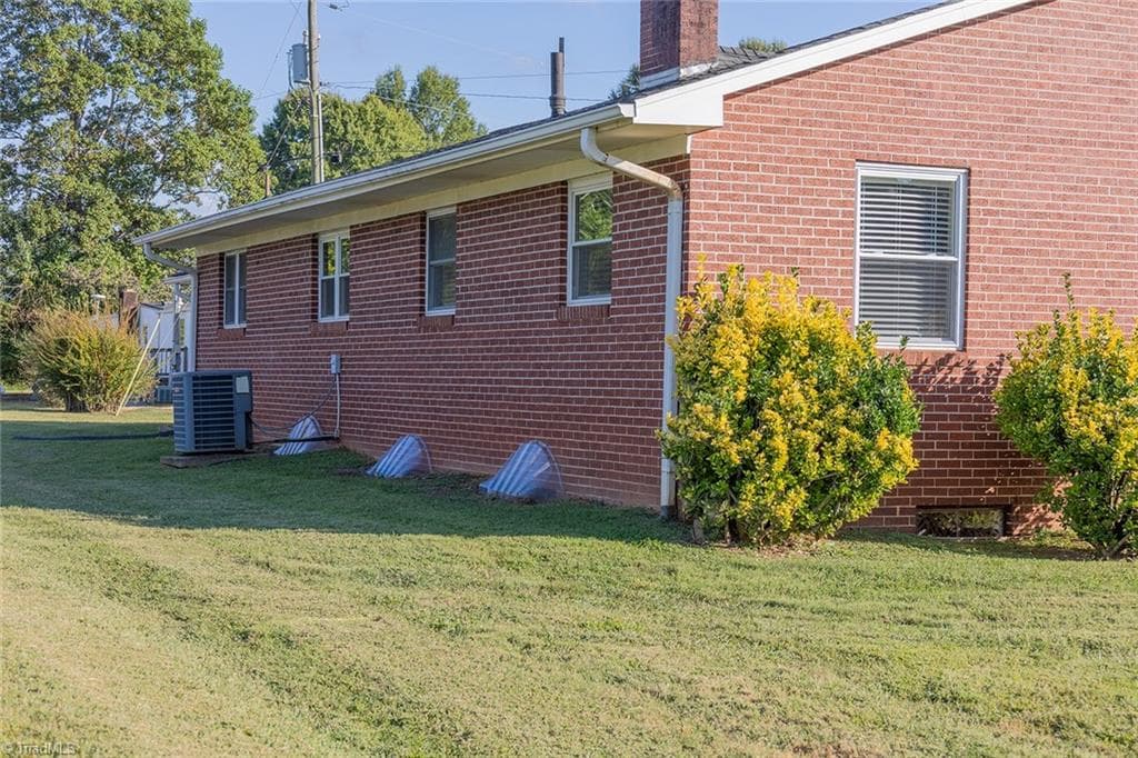 Stick/Site Built at 2043 Snow Hill Church Road, Danbury NC 27016, photo 48 of 50