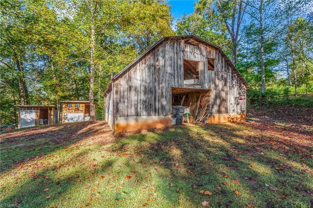 Single Family Residence at 00 E Main Street, Elkin NC 28621, photo 5 of 5