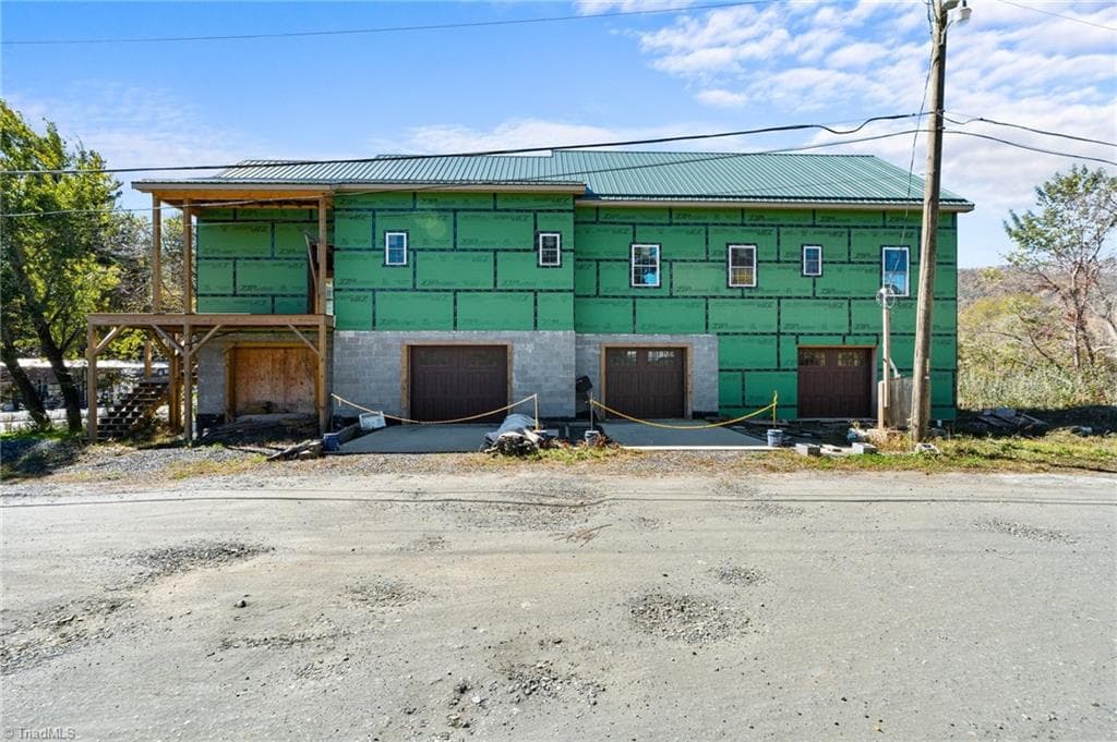 Stick/Site Built at 101 Pennwill Parkway, West Jefferson NC 28694, photo 22 of 35