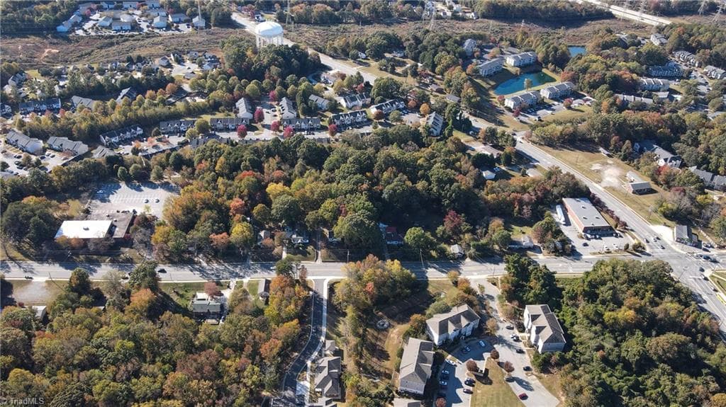 Remarks at 3917,3923-3931 et al Yanceyville Street, Greensboro NC 27405, Greensboro, photo 9 of 26
