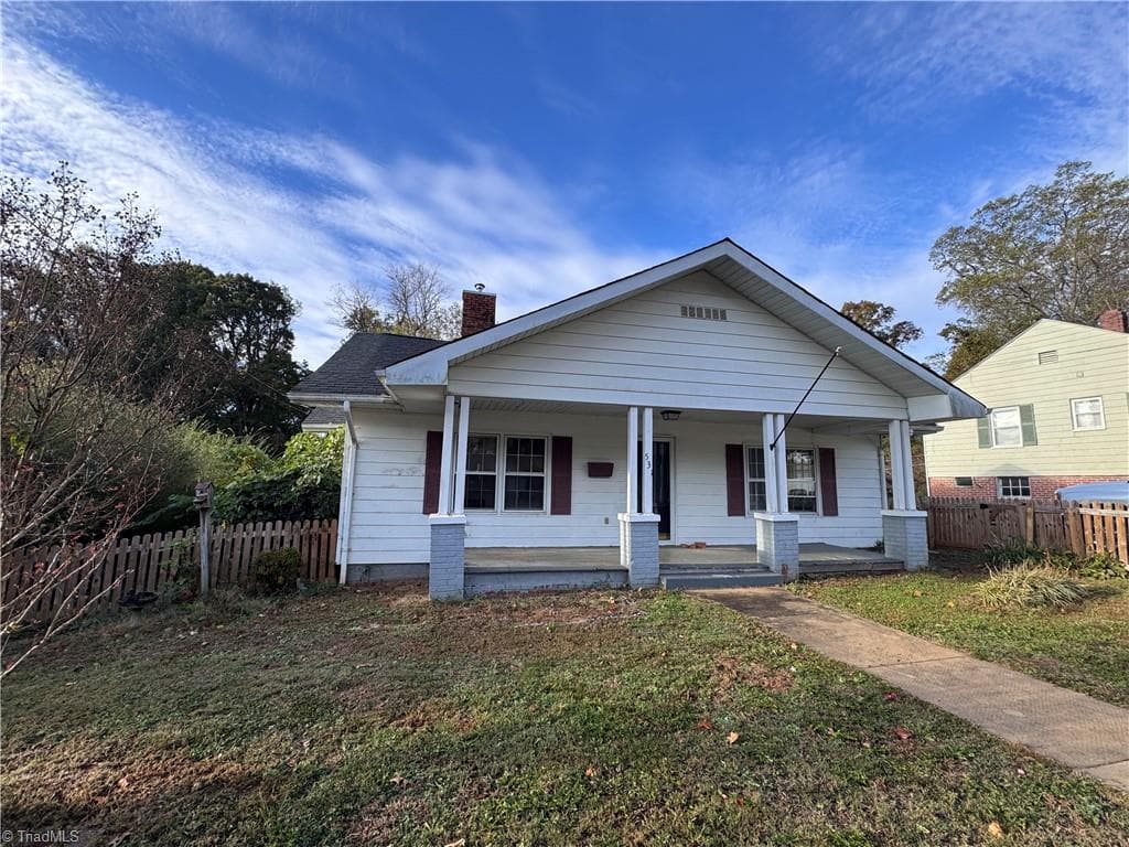 Stick/Site Built at 531 Elk Spur Street, Elkin NC 28621, photo 13 of 20