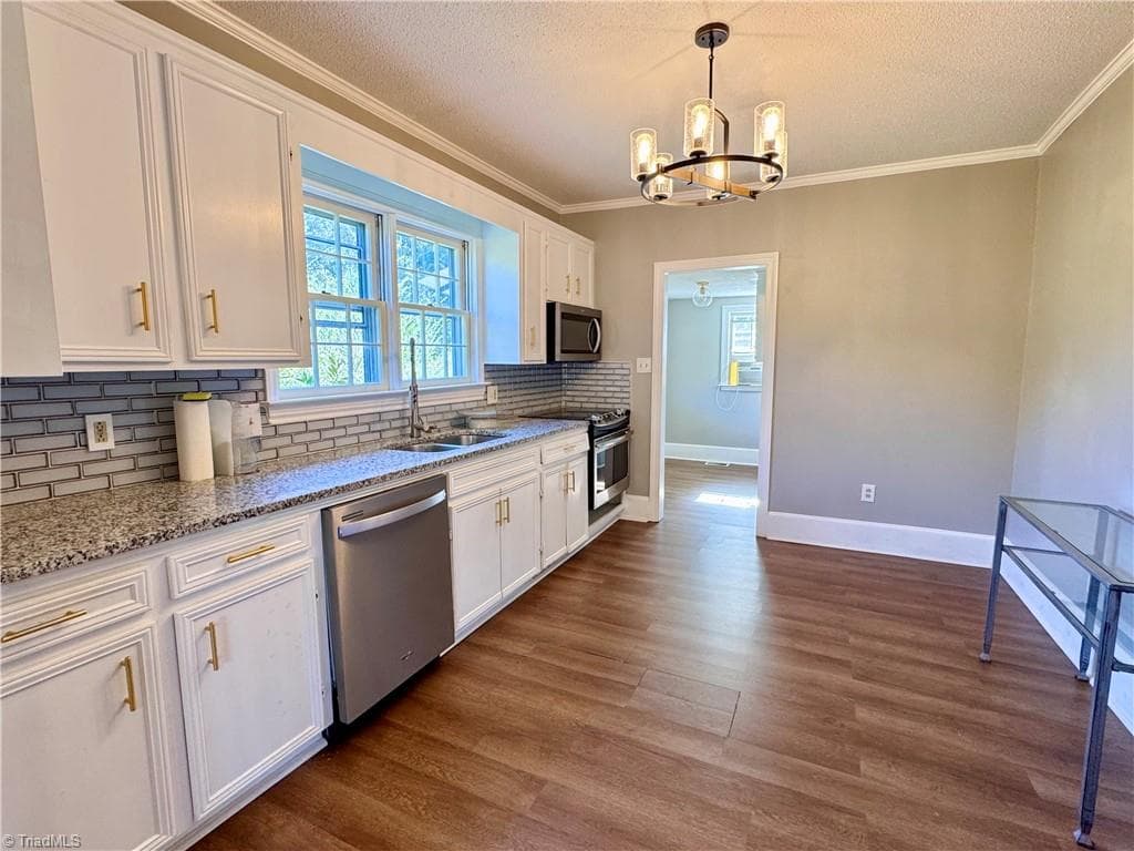 Stick/Site Built at 531 Elk Spur Street, Elkin NC 28621, photo 5 of 20
