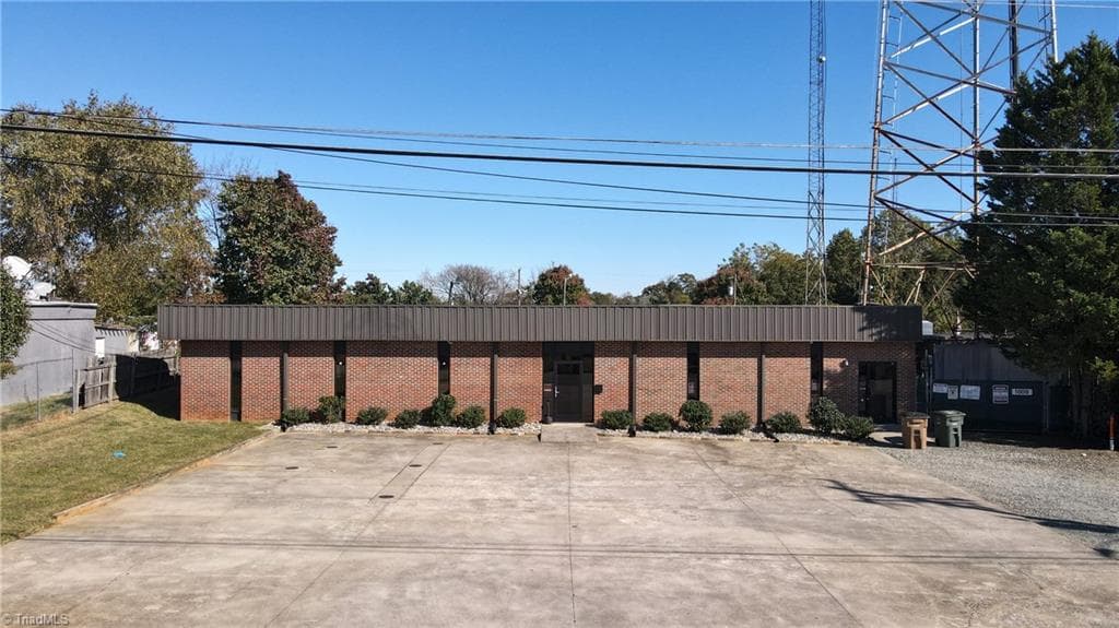 Office at 1007 Warren Street, Greensboro NC 27403, Greensboro, photo 29 of 30