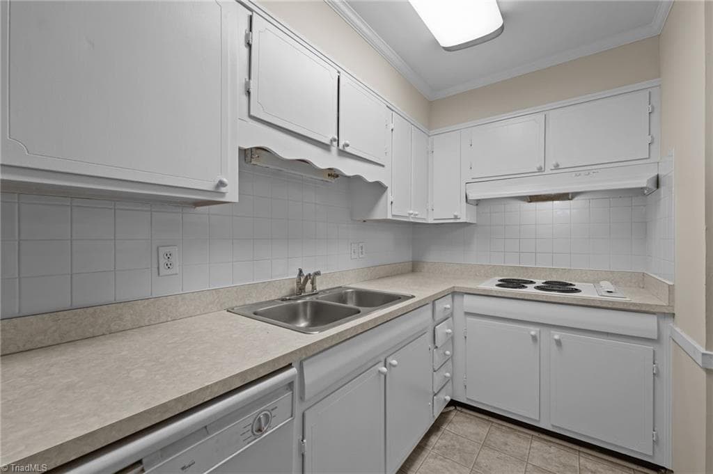 Stick/Site Built at 2407 Four Seasons Boulevard, Greensboro NC 27407, photo 23 of 37