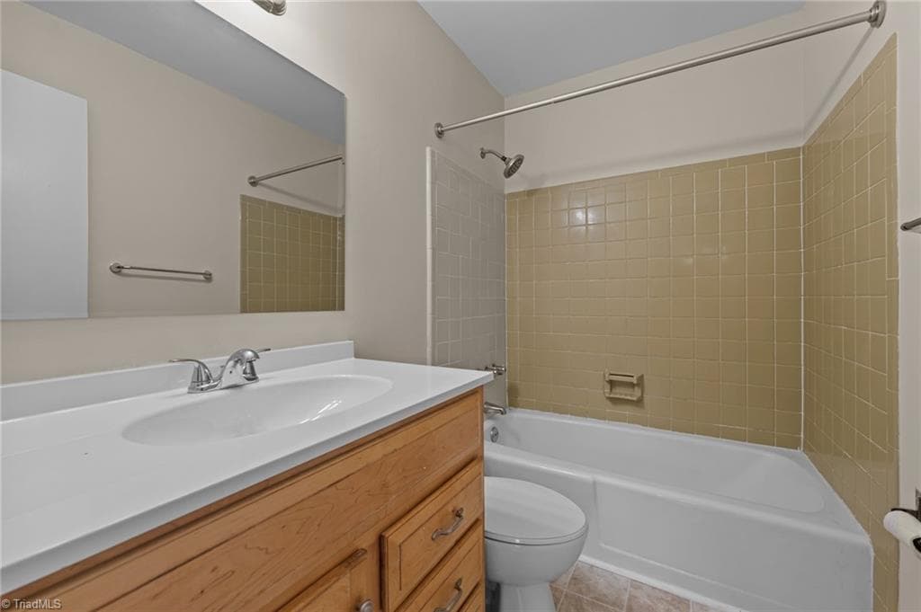 Stick/Site Built at 2407 Four Seasons Boulevard, Greensboro NC 27407, photo 13 of 37