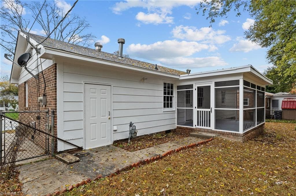 Stick/Site Built at 2407 Four Seasons Boulevard, Greensboro NC 27407, photo 32 of 37
