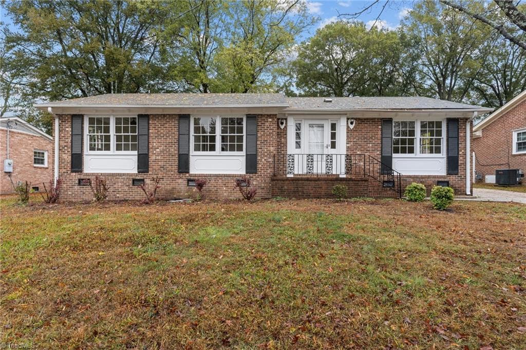 2407 Four Seasons Boulevard, Greensboro NC 27407