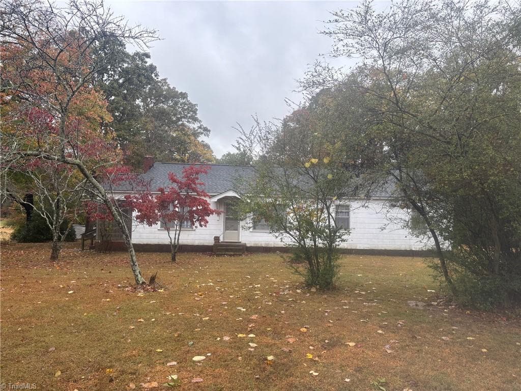 Stick/Site Built at 3075 Benny Lineberry Road, Climax NC 27233, photo 3 of 9