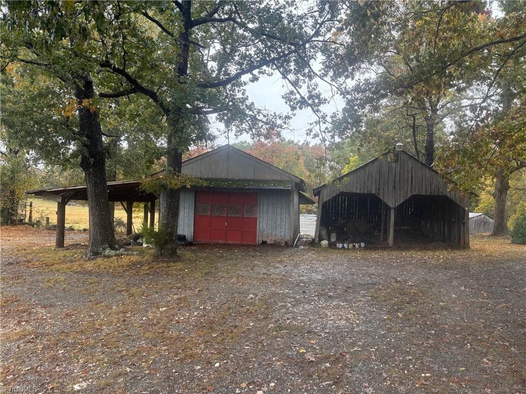Stick/Site Built at 3075 Benny Lineberry Road, Climax NC 27233, photo 5 of 9