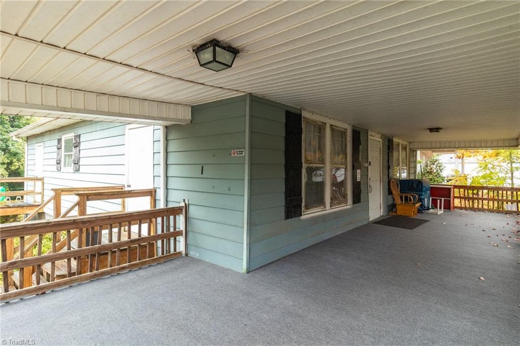 Remarks at 3842 Country Club Road, Winston-Salem NC 27104, Winston-Salem, photo 11 of 68