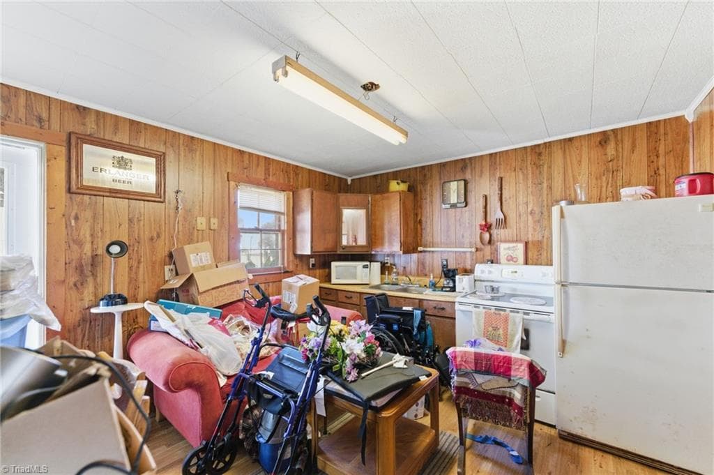 Stick/Site Built at 611 Riverside Drive, Eden NC 27288, photo 24 of 26