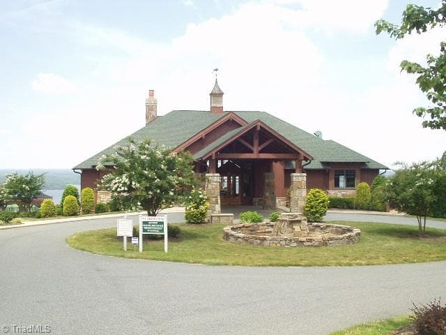 Single Family Residence at 400 Pinnacle Trail, Denton NC 27239, Denton, photo 3 of 9