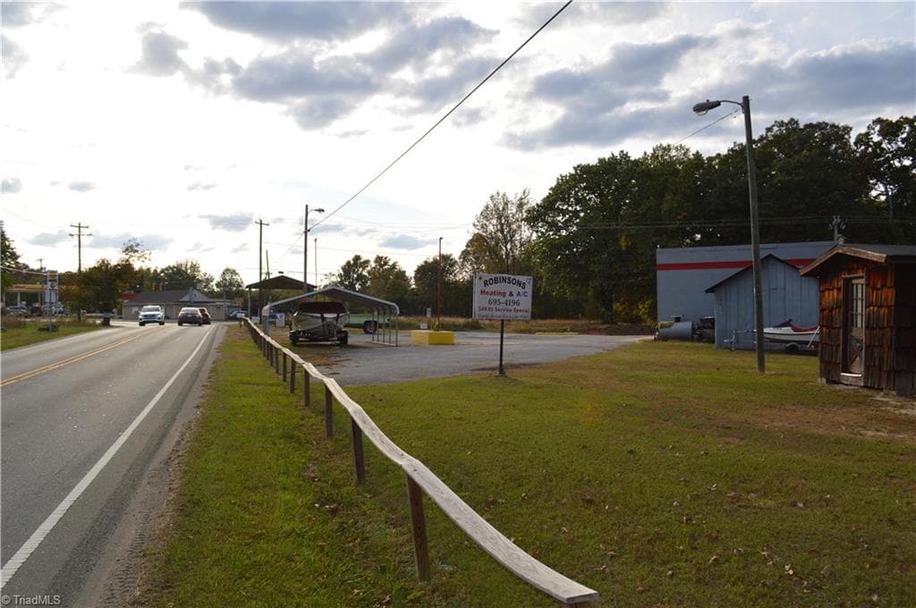 Investment at 4001 Hicone Road, Greensboro NC 27405, Greensboro, photo 13 of 60
