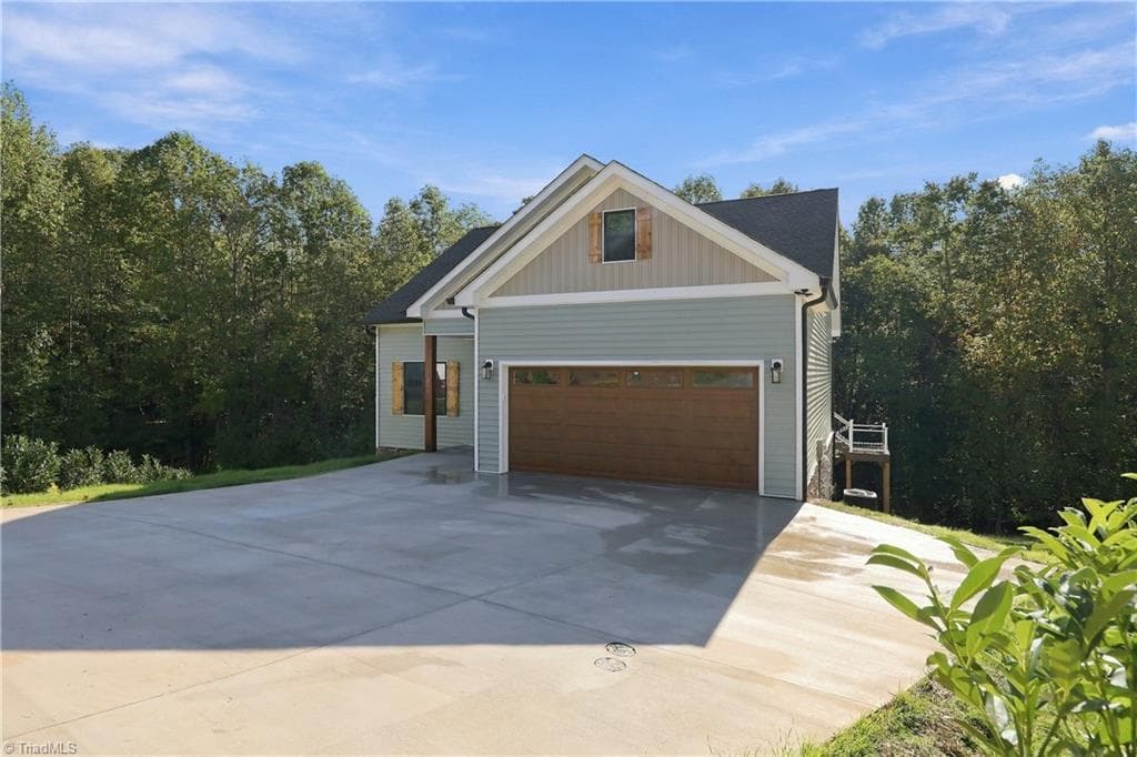 Stick/Site Built at 210 Joy Lynne Court, Jonesville NC 28642, Jonesville, photo 2 of 36