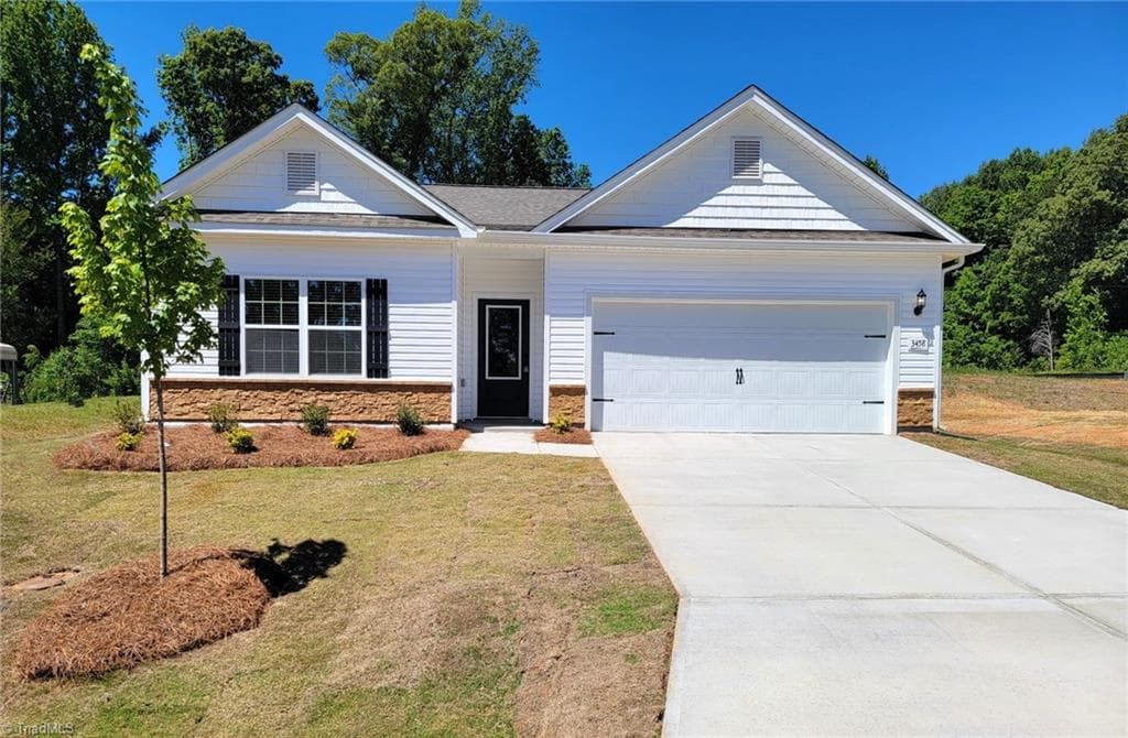 3458 Robindale Drive, Winston-Salem NC 27107