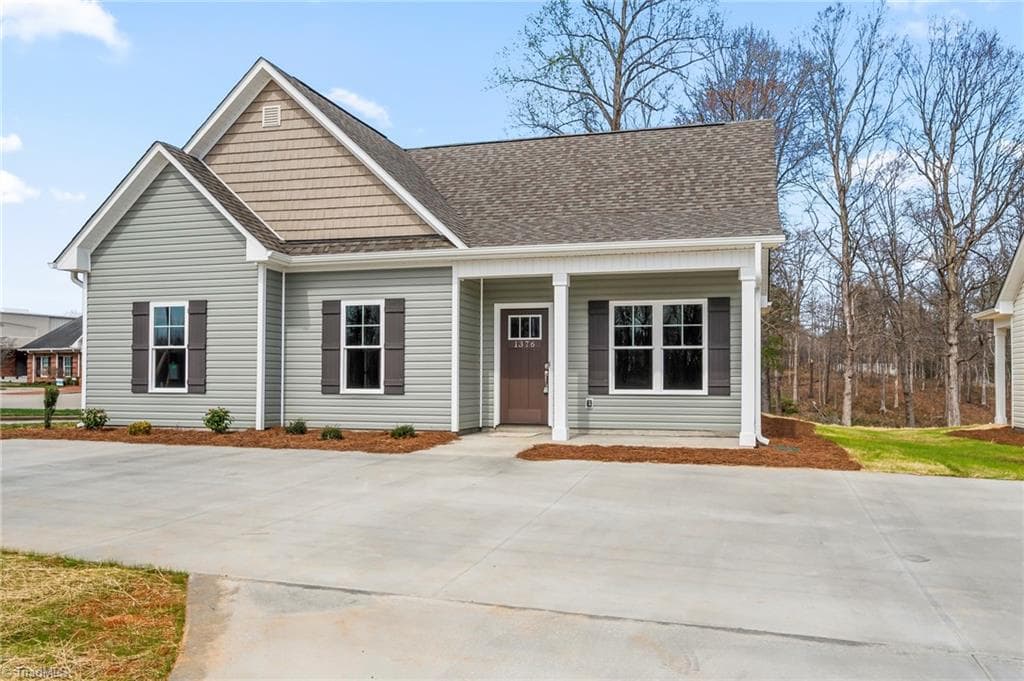 Stick/Site Built at 1376 Piedmont Drive, Lexington NC 27295, Lexington, photo 2 of 28