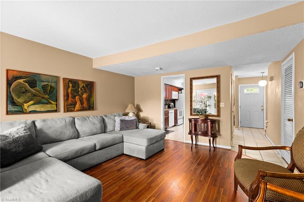 Stick/Site Built at 3753 Heathrow Drive, Winston-Salem NC 27127, Winston-Salem, photo 10 of 31