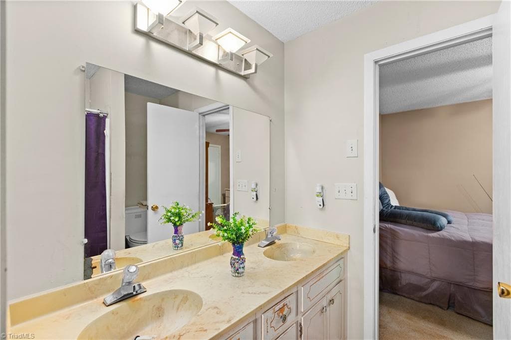 Stick/Site Built at 3753 Heathrow Drive, Winston-Salem NC 27127, Winston-Salem, photo 19 of 31