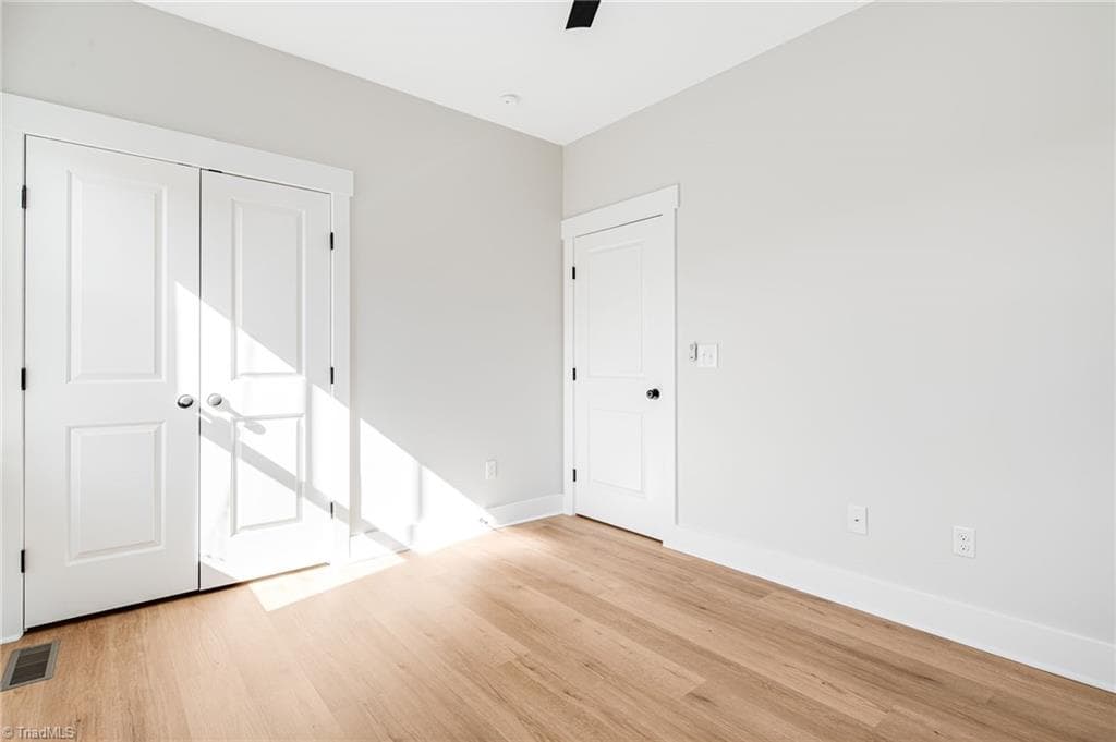 Stick/Site Built at 11 Byrdcliffe Lane, Asheville NC 28805, Asheville, photo 20 of 27