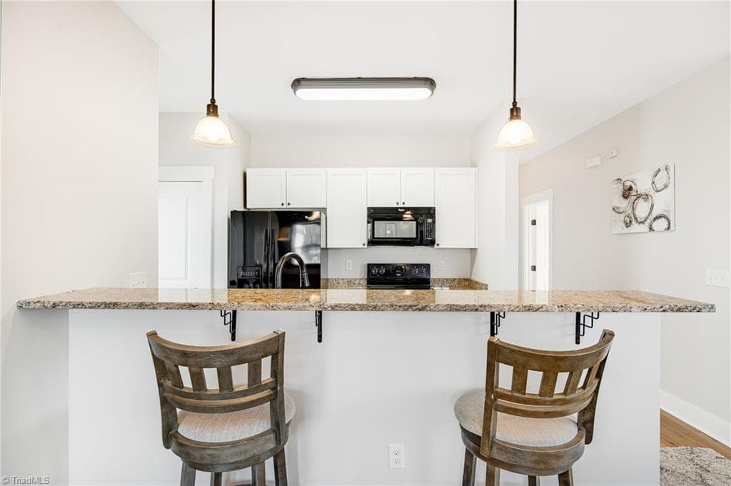 Stick/Site Built at 11 Byrdcliffe Lane, Asheville NC 28805, Asheville, photo 21 of 27
