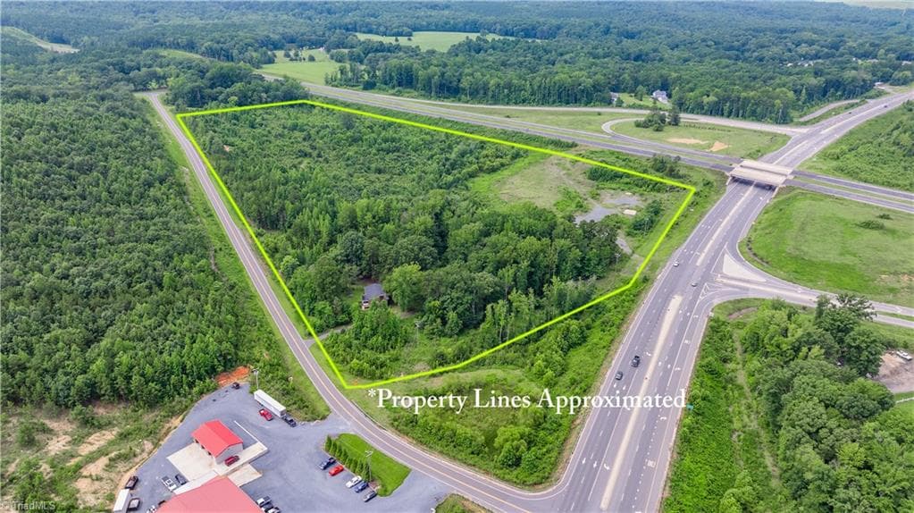 Stick/Site Built at 1301 NC Highway 49, Asheboro NC 27205, photo 2 of 50