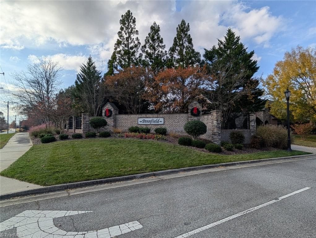 2731 Croquet Circle, High Point NC 27262