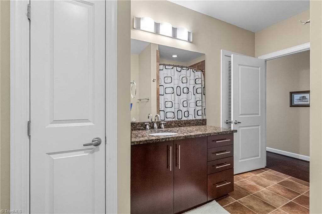 Stick/Site Built at 201 N Elm Street # 1207, Greensboro NC 27401, photo 27 of 36