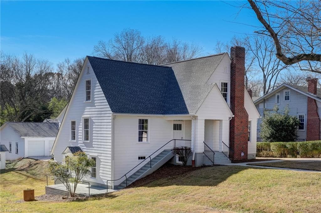 Stick/Site Built at 263 Main Street W, Yanceyville NC 27379, photo 5 of 50