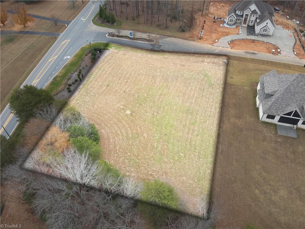 Single Family Residence at 1000 Old Hickory Court, Summerfield NC 27455, photo 2 of 8