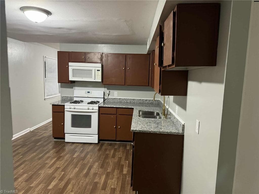 Stick/Site Built at 4223 Oak Ridge Drive, Winston-Salem NC 27105, photo 2 of 13