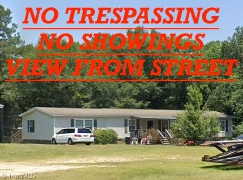 Manufactured Home at 4396 NC Highway 83, Maxton NC 28364, Maxton, photo 2 of 4