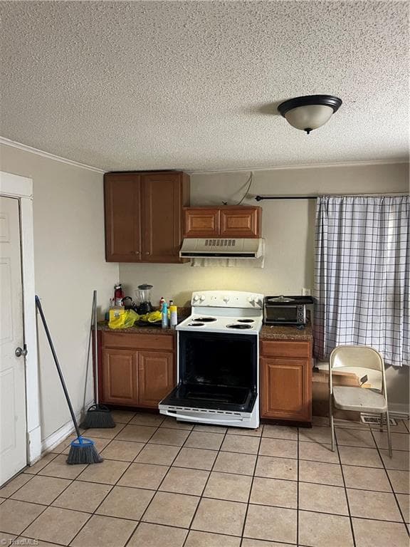 Rooming House at 1314 Franklin Avenue, High Point NC 27260, photo 7 of 19