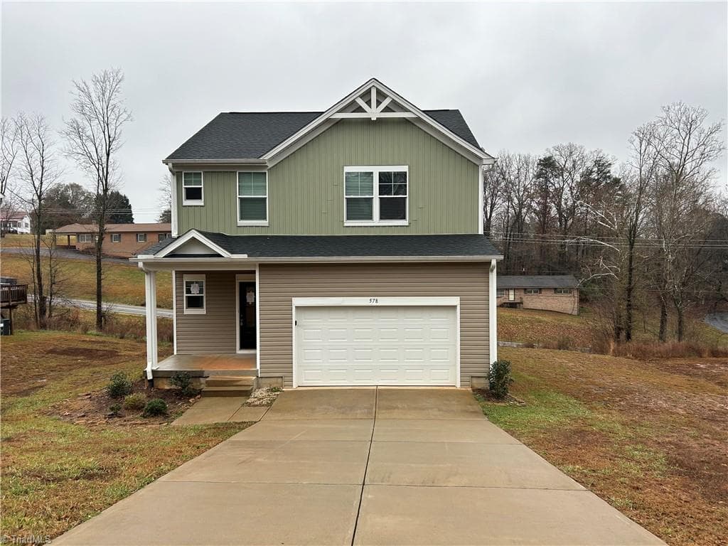 578 30Th Avenue Circle NE, Hickory NC 28601