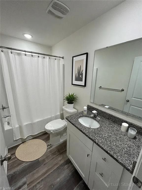 Stick/Site Built at 578 30Th Avenue Circle NE, Hickory NC 28601, photo 11 of 20