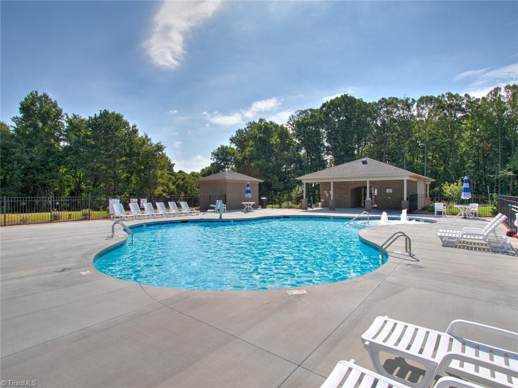 Stick/Site Built at 7400 Harkwood Court, Oak Ridge NC 27310, photo 5 of 45