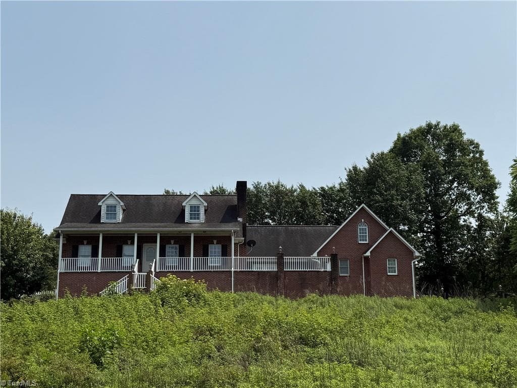 591 FOX Road, Wilkesboro NC 28697