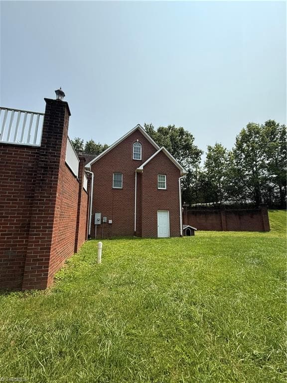 Stick/Site Built at 591 FOX Road, Wilkesboro NC 28697, Wilkesboro, photo 9 of 56