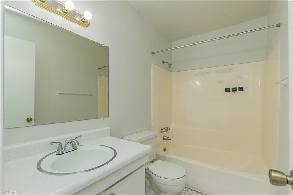Stick/Site Built at 2240 Sunderland Road # 65N, Winston-Salem NC 27103, Winston-Salem, photo 19 of 26