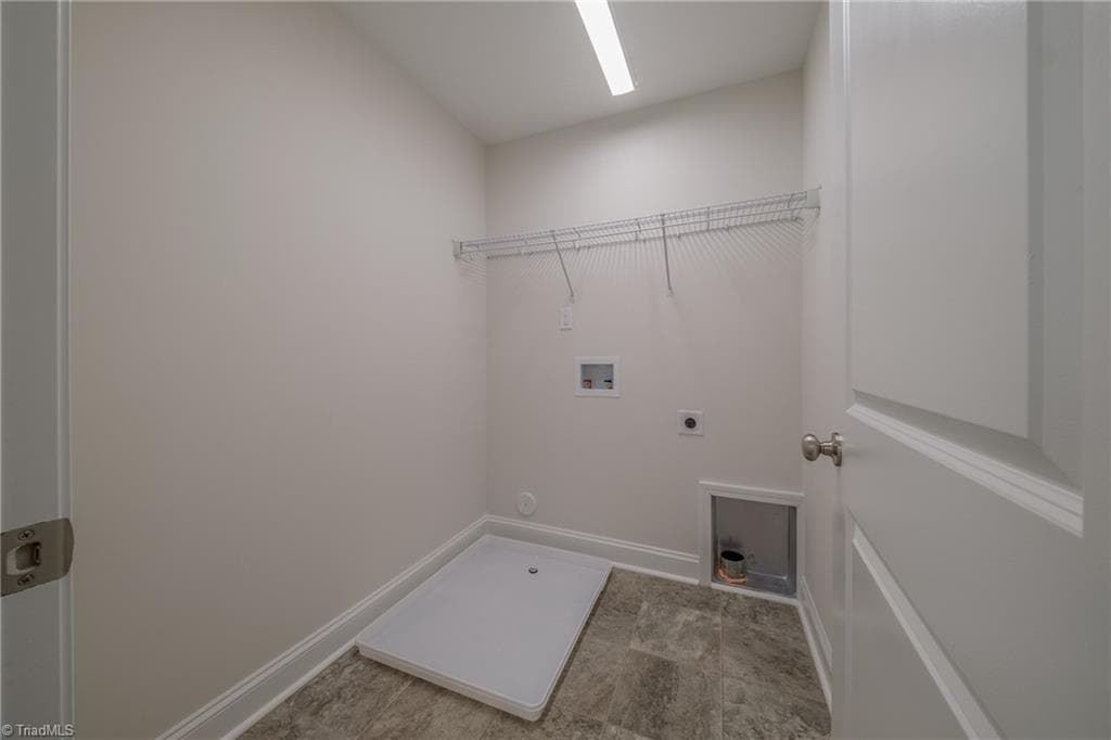Stick/Site Built at 1312 Dandridge Drive, Kernersville NC 27284, photo 18 of 35