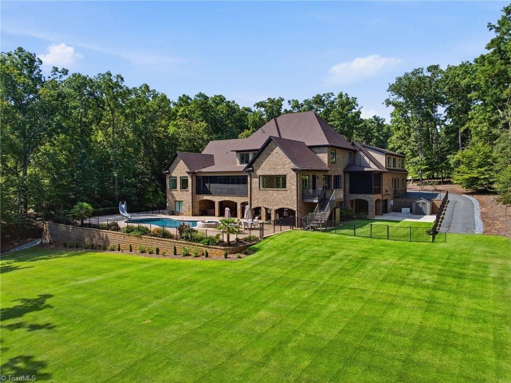 875 Starboard Reach, Lexington NC 27292