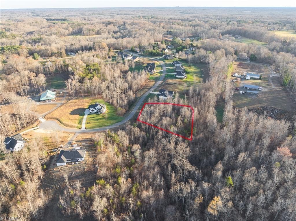 Single Family Residence at 2525 Rivers Edge Road, Summerfield NC 27358, photo 3 of 6