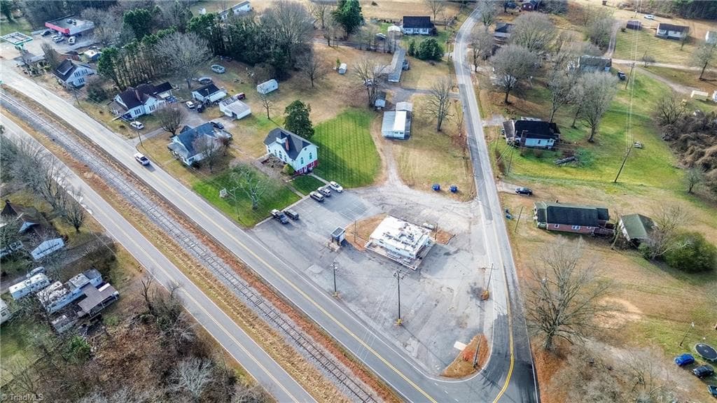 Remarks at 9140 NC Highway 90 E, Stony Point NC 28678, photo 5 of 49