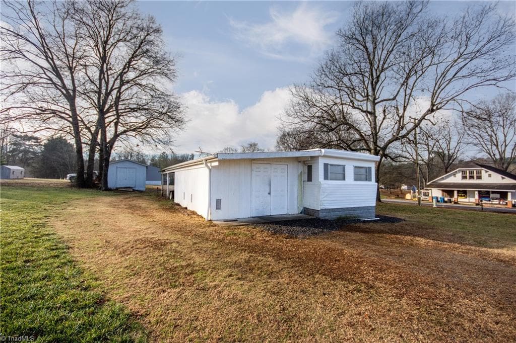 Remarks at 9140 NC Highway 90 E, Stony Point NC 28678, photo 19 of 49