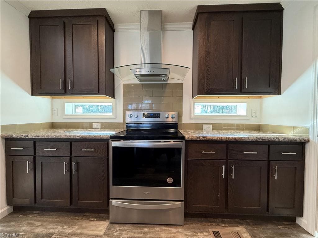 Modular at 812 W Main Street, Pilot Mountain NC 27041, Pilot Mountain, photo 7 of 32