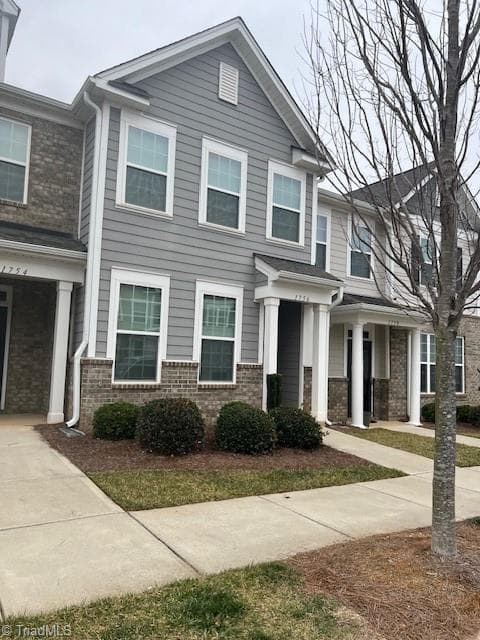 Stick/Site Built at 1756 Eastfall Street, Kernersville NC 27284, photo 2 of 12