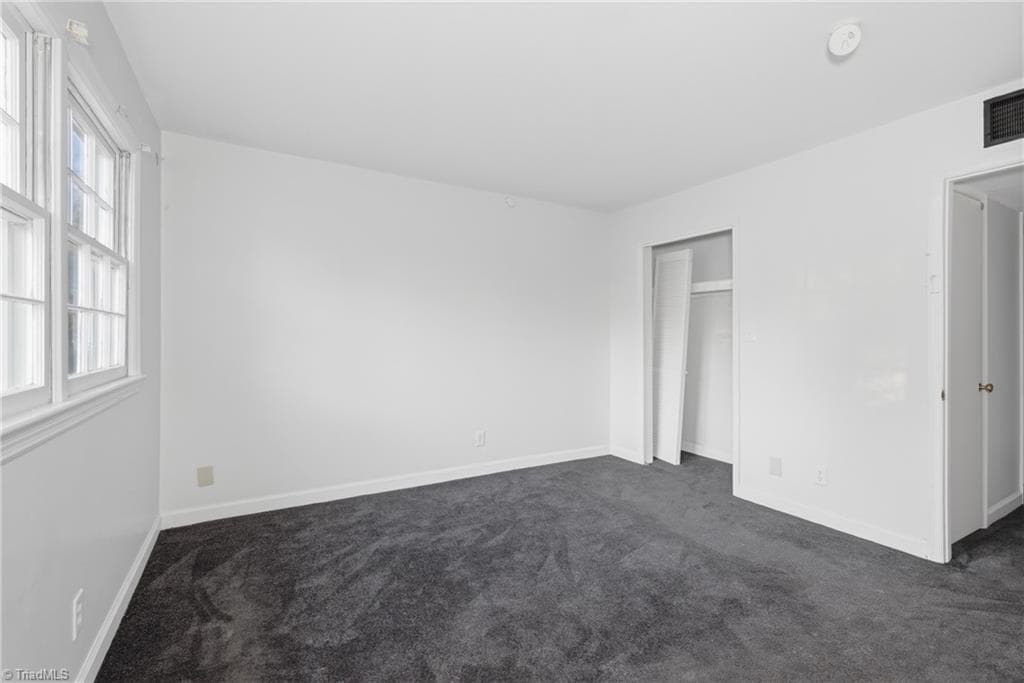 Condominium at 2810 Carriage Drive # D, Winston-Salem NC 27106, Winston-Salem, photo 7 of 50