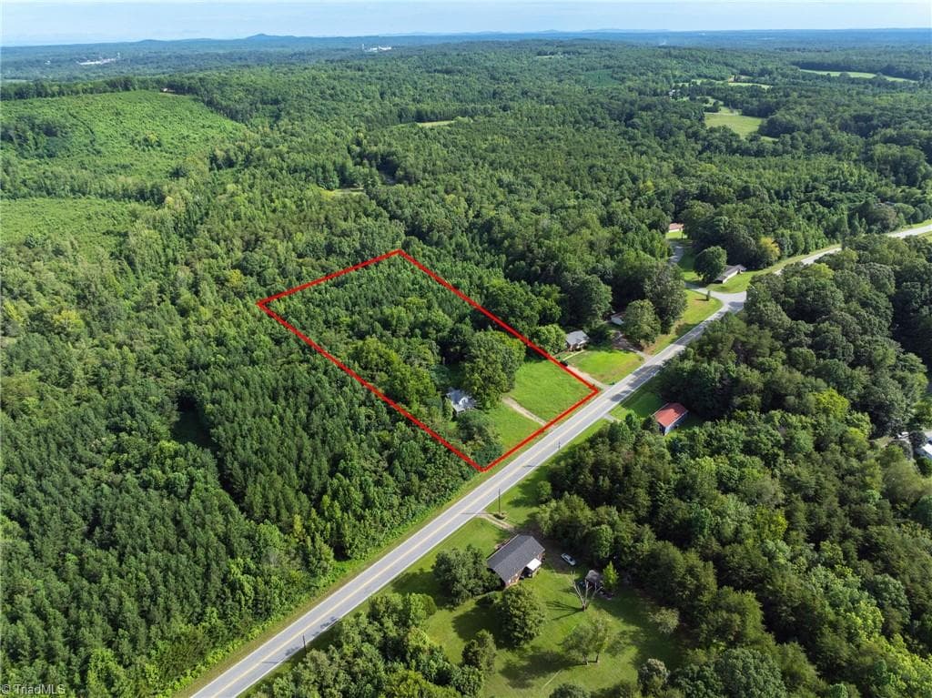 Stick/Site Built at 5261 NC Highway 135, Stoneville NC 27048, Stoneville, photo 31 of 38