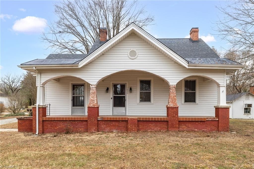 Stick/Site Built at 1820 South Park Drive, Reidsville NC 27320, photo 2 of 38