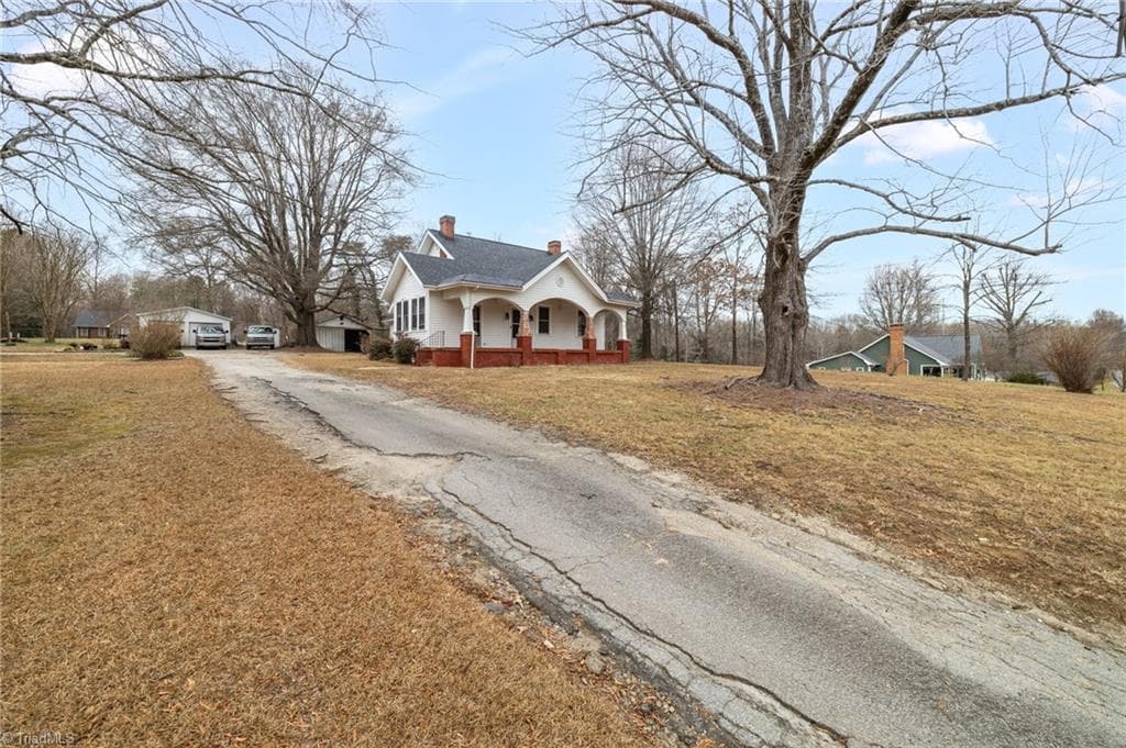 Stick/Site Built at 1820 South Park Drive, Reidsville NC 27320, photo 5 of 38